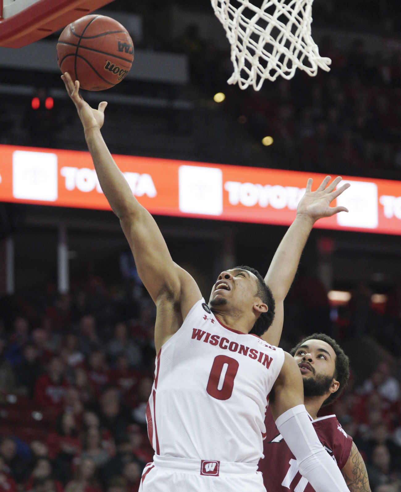 Badgers 65, Broncs 37